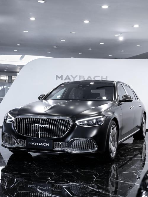 重庆213岚图汽车的售后服务让用户无忧出行，迈巴赫未来的豪华车趋势